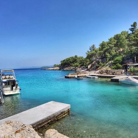 Holiday Hvar Lux Basina Exterior photo