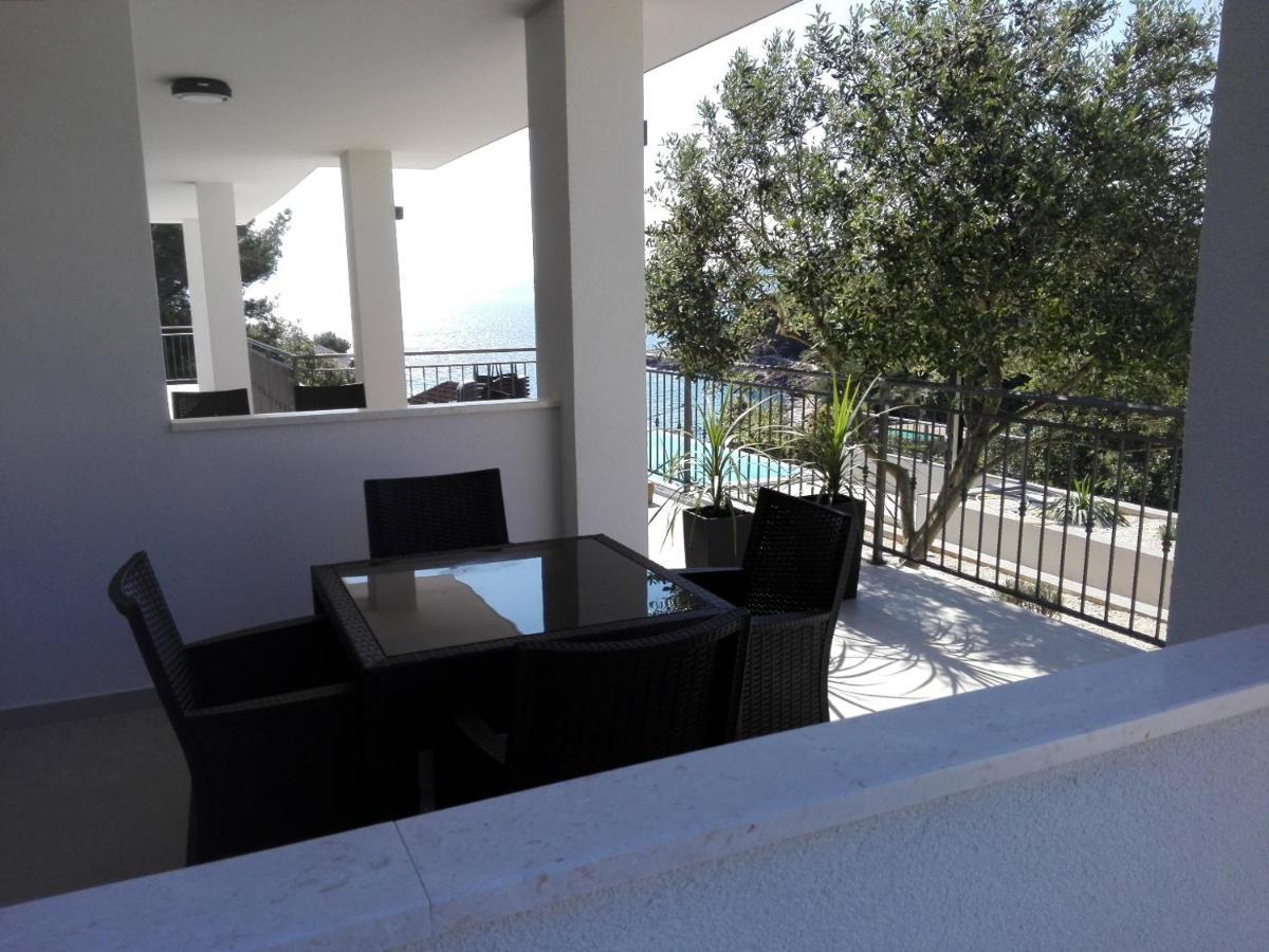 Holiday Hvar Lux Basina Exterior photo